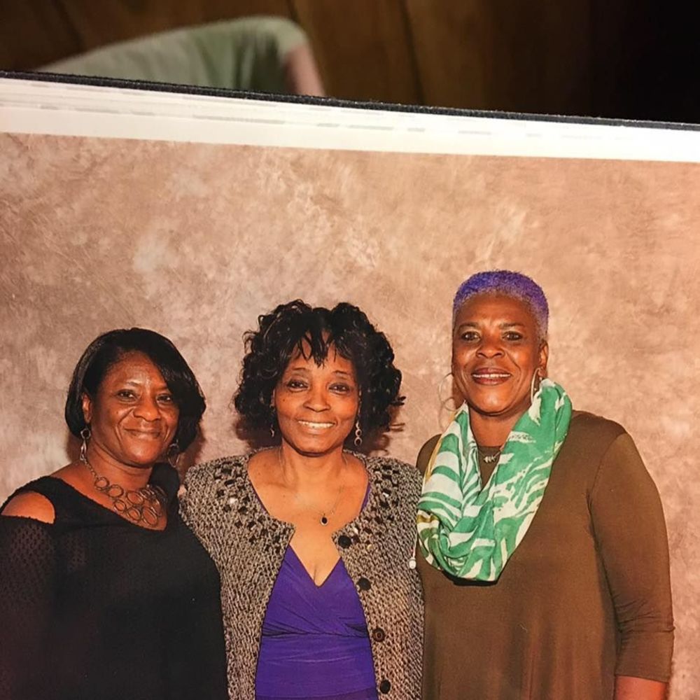 Meet your Posher, Helen